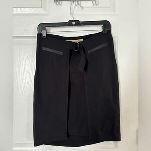 Black Skirt MARITHE FRANCOIS GIRBAUD 320€